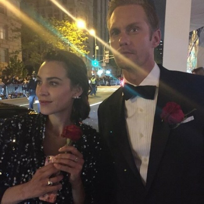 840a7af9604317bbac5fec7f717f94c0--couple-style-alexander-skarsg&aring;rd
