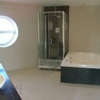 Nice jacuzzi bath. (Image: SherryFitzgerald/Daft.ie)