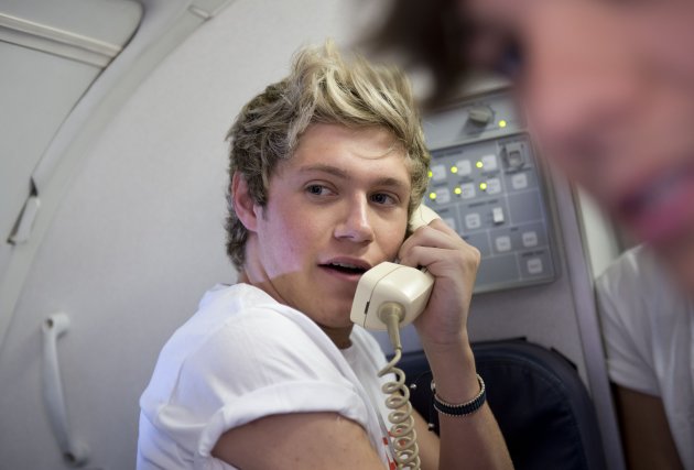 One Direction London To Manchester Comic Relief Charity Flight