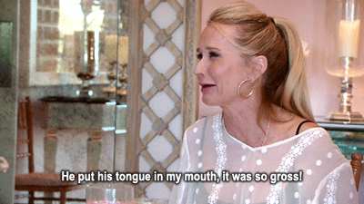 tonguekisskimgif