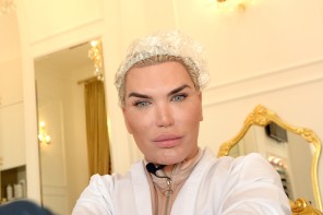 Rodrigo Alves visited the salon ''Petra''. Moscow, Russia - 16 Mar 2018