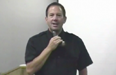 Former FBI hostage-negotiation trainer explains how to get people to do what you want