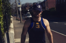 Rob Kearney enjoyed the hot weather as much as you! It's the sporting tweets of the week