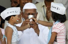 Indian anti-corruption campaigner ends hunger strike amid promise of reforms