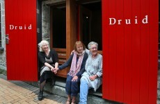 Druid Theatre unveils memorial for late actor Mick Lally