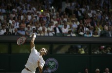 Flawless Federer sweeps past Murray into final clash with Djokovic