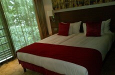 Average hotel room prices rise 2 per cent