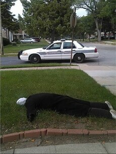 This woman's terrifying 'dead body' prank is causing absolute panic