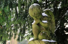 Meet Britain's grave-obsessed cemetery hunters