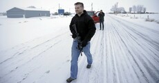 Oregon standoff: FBI surrounds last four protesters holed up at wildlife refuge