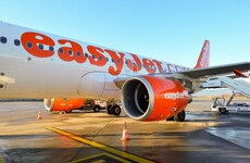 Man taken off plane after woman says she saw 'IS-related' messages on his phone is released