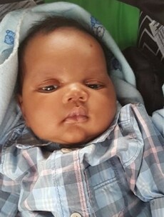Seven-week-old baby kidnapped from shopping centre as his mam took a phone call