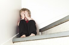 Children found with lice and ringworm in a house with no food