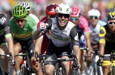 Cavendish power takes him to sweltering hot stage win
