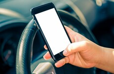 Poll: Should penalty points be increased for using a phone while driving?