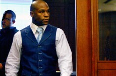 Officials: Mayweather to take deal, clear cases