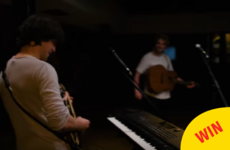 Ed Sheeran's Castle on the Hill actually sounds pretty great as Gaeilge