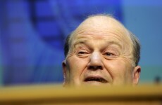 Government's 2011 tax income misses Budget target by 2.5 per cent