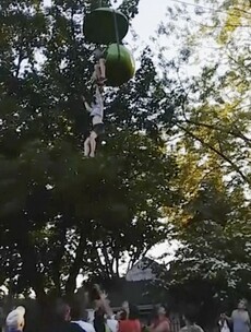 14-year-old girl caught by bystanders after falling 25 feet from amusement park ride
