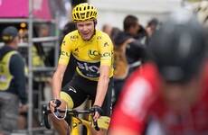 Chris Froome extends Vuelta lead as Nicolas Roche falls further behind