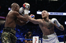 15 gas tweets that sums up last night's McGregor-Mayweather fight