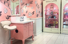 You can now have a glam, beauty-themed afternoon tea in the Benefit shop in Dublin