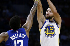 What injury? Steph Curry scored 45 points in just 29 minutes last night