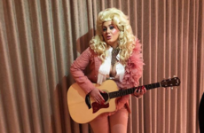 Adele randomly dressed up as Dolly Parton... because why not?