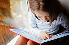 Stories vs screens: What's the secret to raising a book-loving baby?