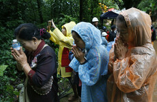 Heavy rain hampering rescue efforts for missing Thai football team trapped in cave