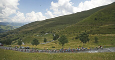 Dan Martin takes second place as Geraint Thomas keeps Tour yellow