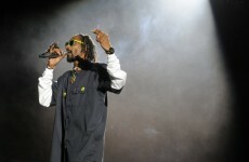 Video: Snoop Dogg raps with Tupac hologram at Coachella