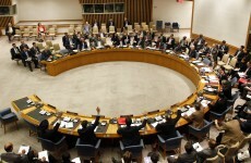 UN monitors thronged on visit to Syria opposition stronghold