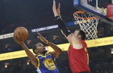 Durant sets aside altercation with Green to sink 29 points in Warriors' victory over Hawks