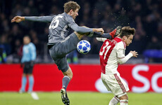 'Of course I didn't mean to do it' - Müller apologises for kicking Ajax player in the head