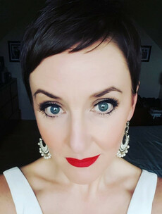 What's in my makeup bag? Susan Fox