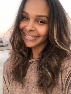 What's in my makeup bag? Samantha Mumba