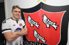 Dundalk recruit midfielder McKee on loan from Falkirk