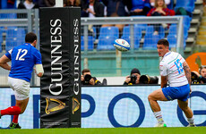 Penaud punishes Italy as France survive late onslaught
