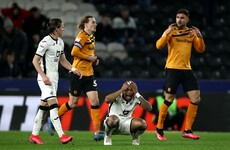 Hull and Swansea earn a point each from eight-goal thriller