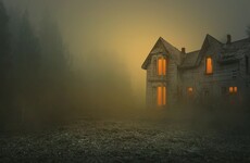 Sitdown Sunday: The house that began to bleed