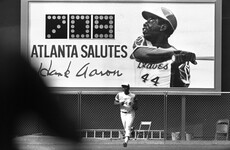 Baseball mourns death of long-time home run king Hank Aaron