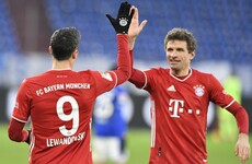 Mueller scores twice as Bayern Munich go seven points clear after thrashing Schalke