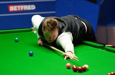 Selby to face Murphy in world snooker final