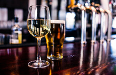 Varadkar confirms pub and restaurant rules around time limits will be reviewed in a 'few weeks'