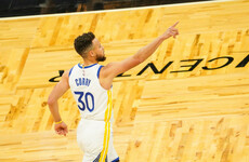 Curry to stay with Warriors as Carmelo joins LeBron: reports