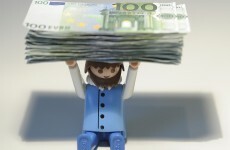 Highest earners paid more tax in 2010