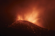 Flights scrapped as new volcanic eruptions hit Canaries
