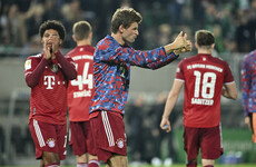 10-man Bayern win at Fuerth to open three-point Bundesliga lead