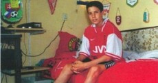 Here's your awkward Robin van Persie pic of the day